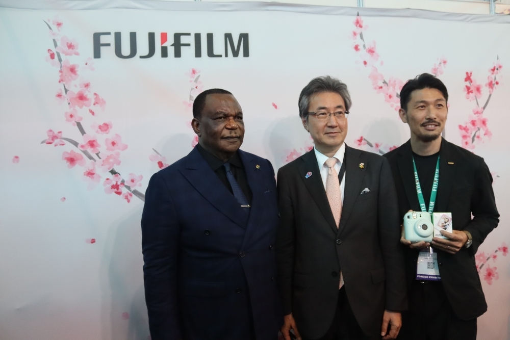 FUJIFILM