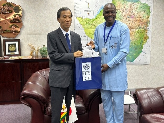 Ambassador MAEKAWA and Dr. ODUSOLA