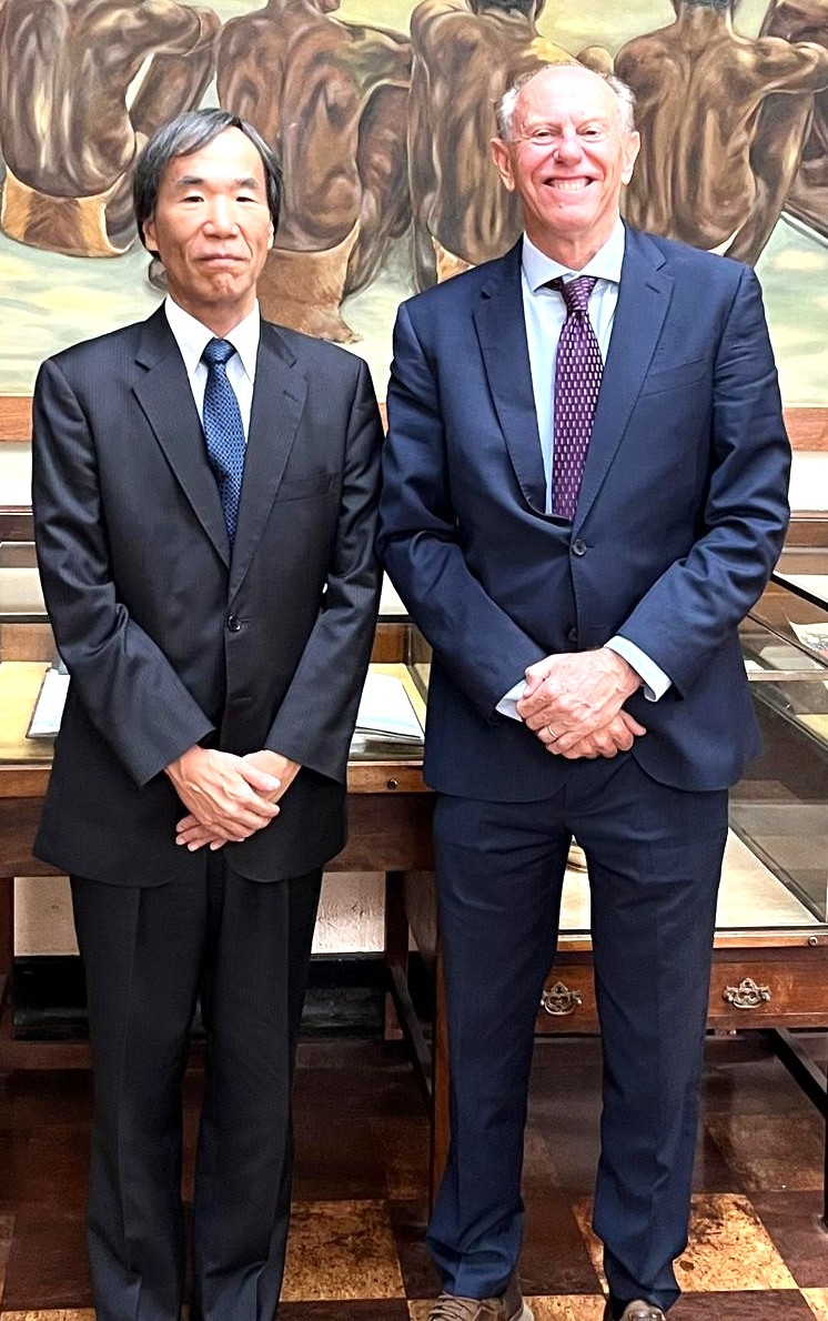 Ambassador Maekawa and Mayor David Coltart